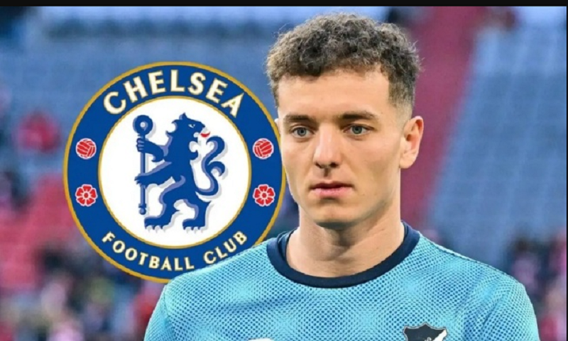 fisnik-asllani-lot-tam-ngam-cua-loat-ong-lon-chau-au