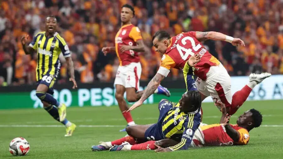 Galatasaray vs Fenerbahce (00:00 – 27/04) | Xem lại trận đấu