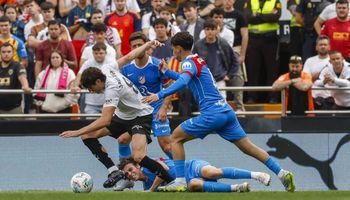 Valencia CF vs Atletico Madrid (21:15 – 02/05) | Xem lại trận đấu